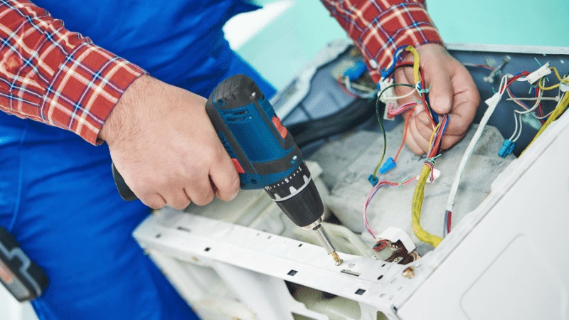 Pamukova Mitsubishi Mitsubishi çamaşır makinesi kart tamiri – Su almama arızası orijinal parça ile giderildi. - Teknik servis örneği